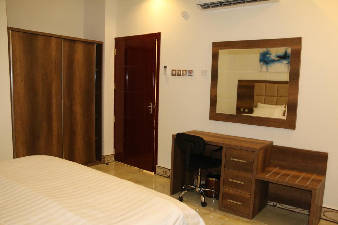 Al Deafah Hotel Apartment الضيافة للشقق الفندقية Al Buraimi Exterior foto